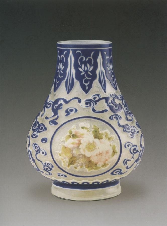 清套料开光花卉纹瓶 (1).jpg