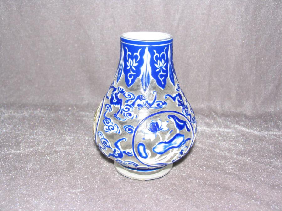 清套料开光花卉纹瓶 (2).jpg