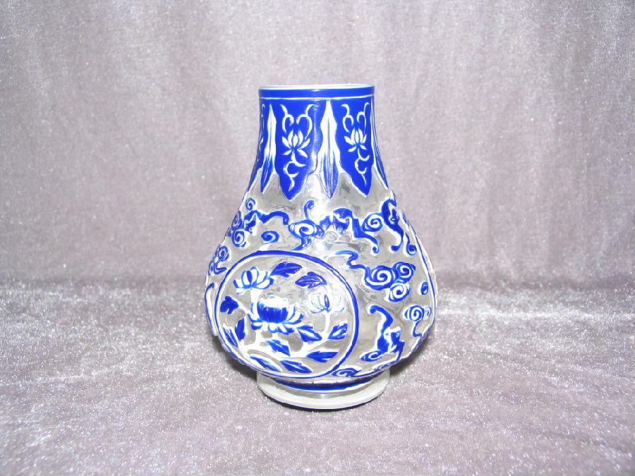 清套料开光花卉纹瓶 (4).jpg